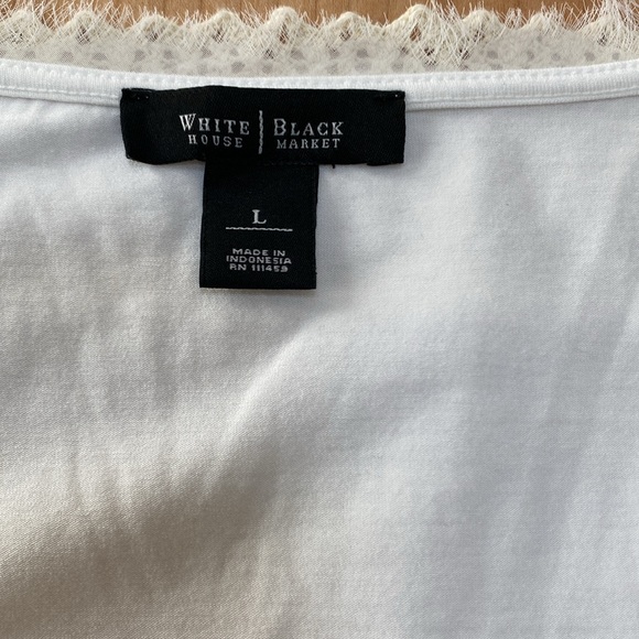 WHBM white ruffle front blouse size Large - Picture 5 of 8